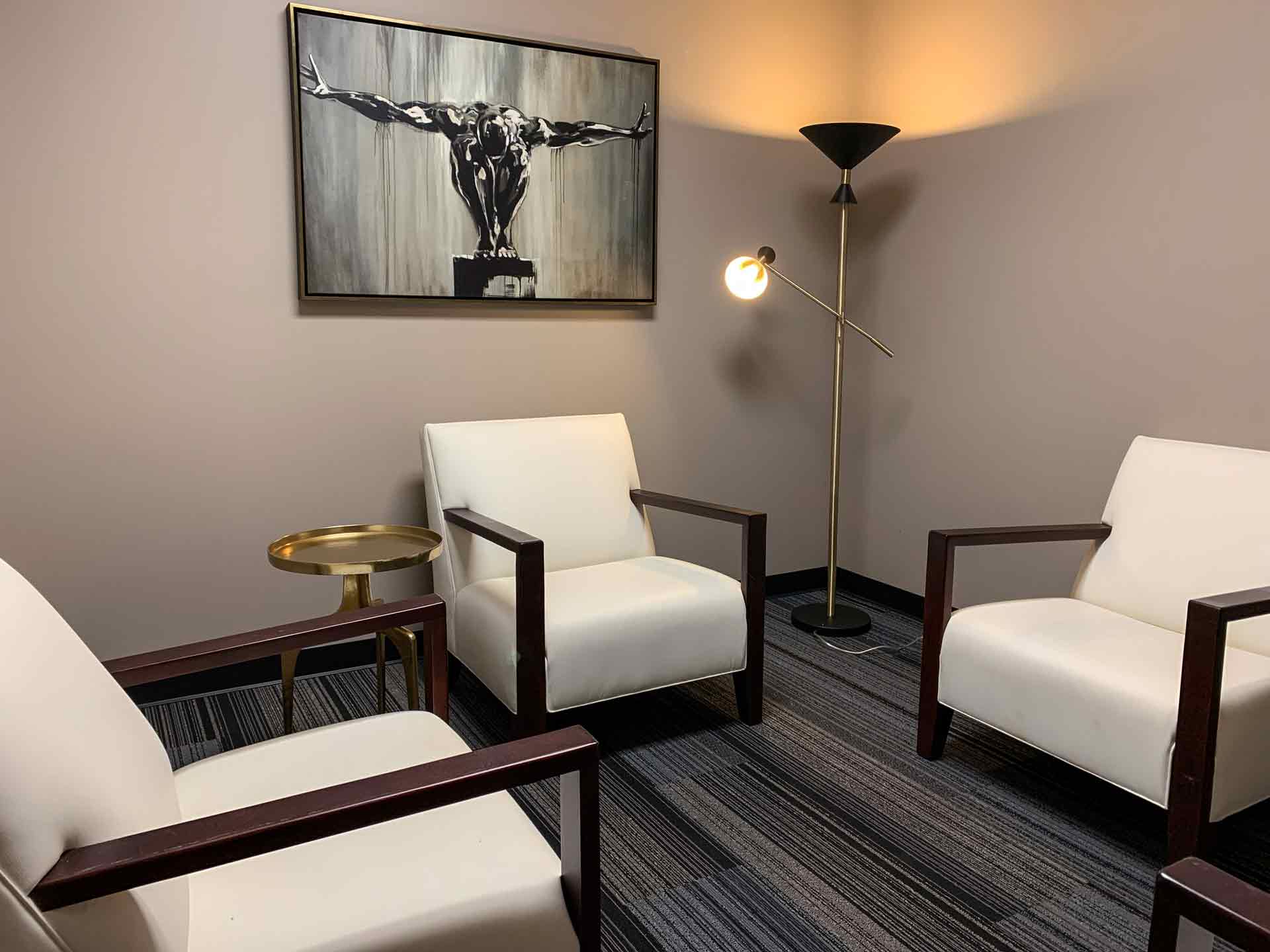 Houston meeting rooms. Perfect for interviews or private phone calls, room has 4 chairs.