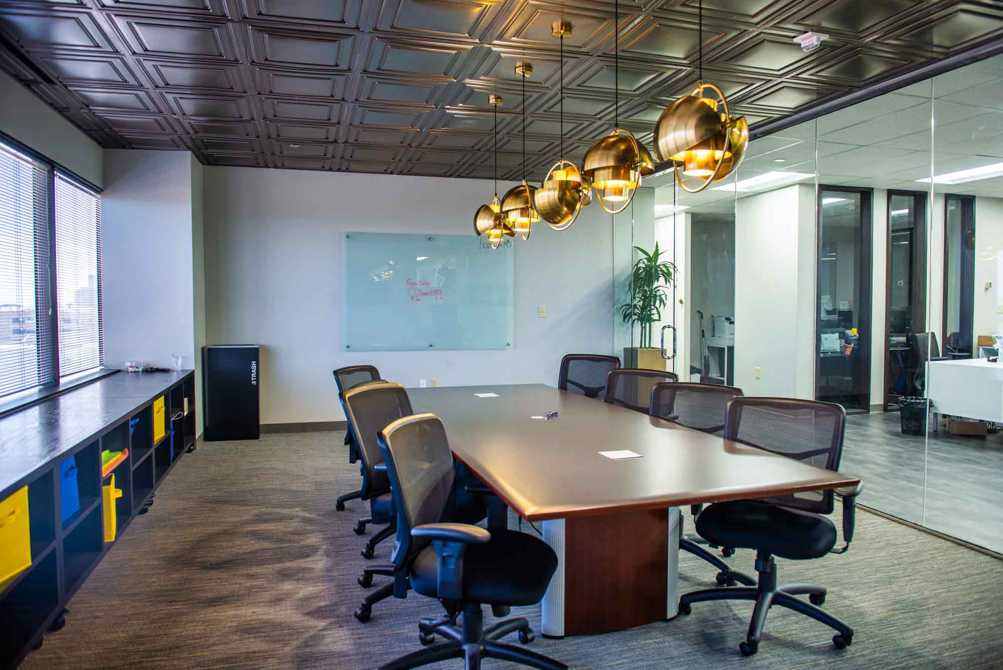 formal meeting room or boardroom