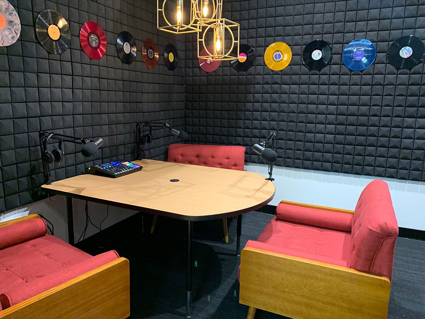 Podcast room seating group